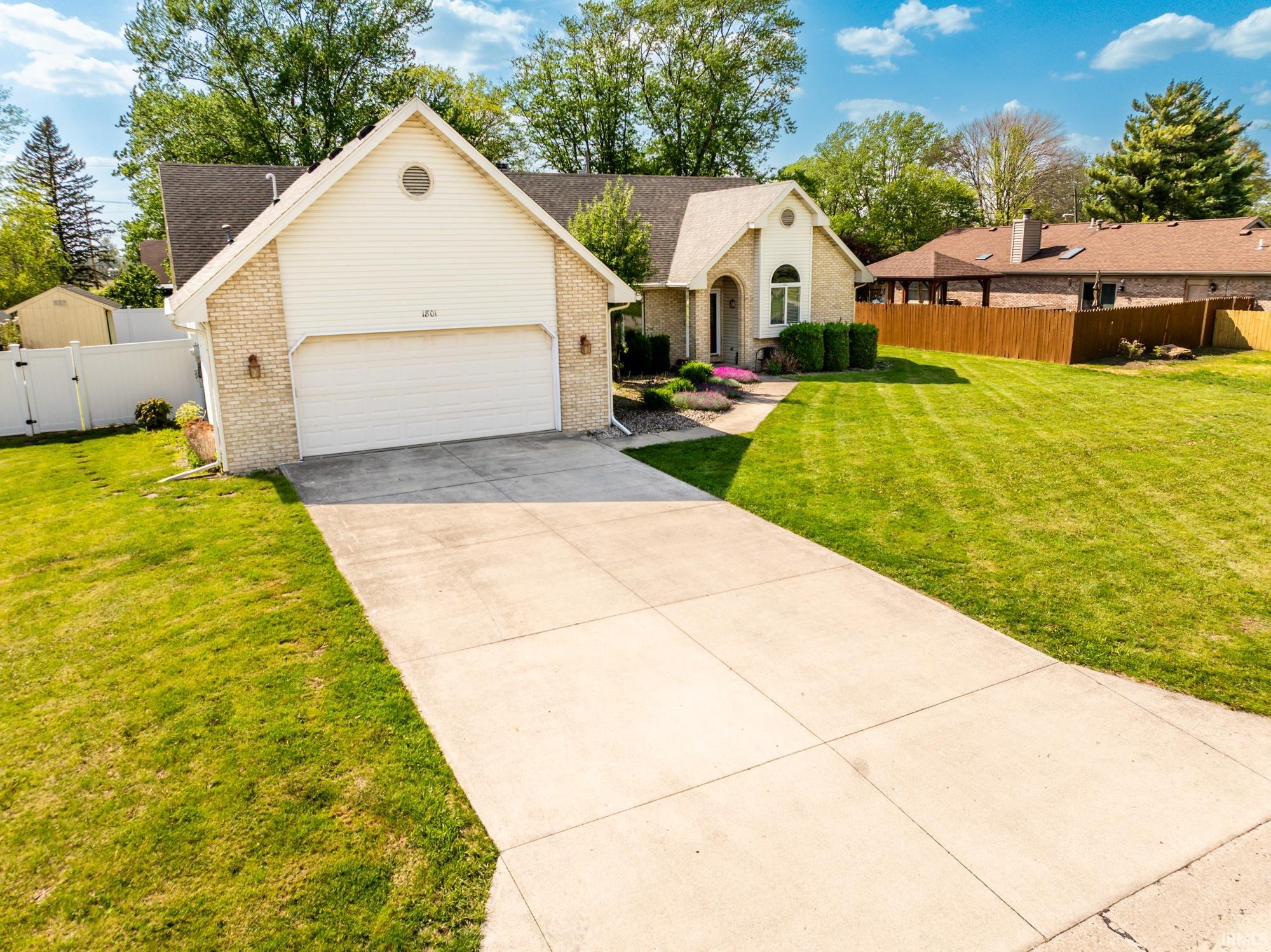 1801 North Brighton Road Muncie, IN 47304 - Photo 4 of 25