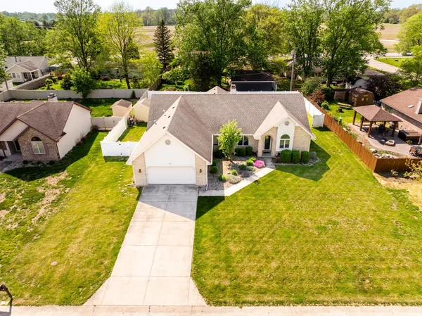$259,900 | 1801 North Brighton Road, Muncie, IN 47304