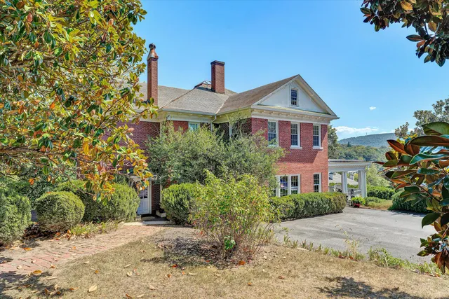 $1,595,000 | 1100 McCormick Boulevard, Clifton Forge, VA 24422