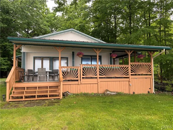 $610,000 | 100 Lockhaven Beach Road, Scriba, NY 13126