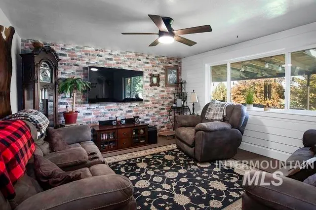 $918,000 | 15244 Mink Road, Caldwell, ID 83607