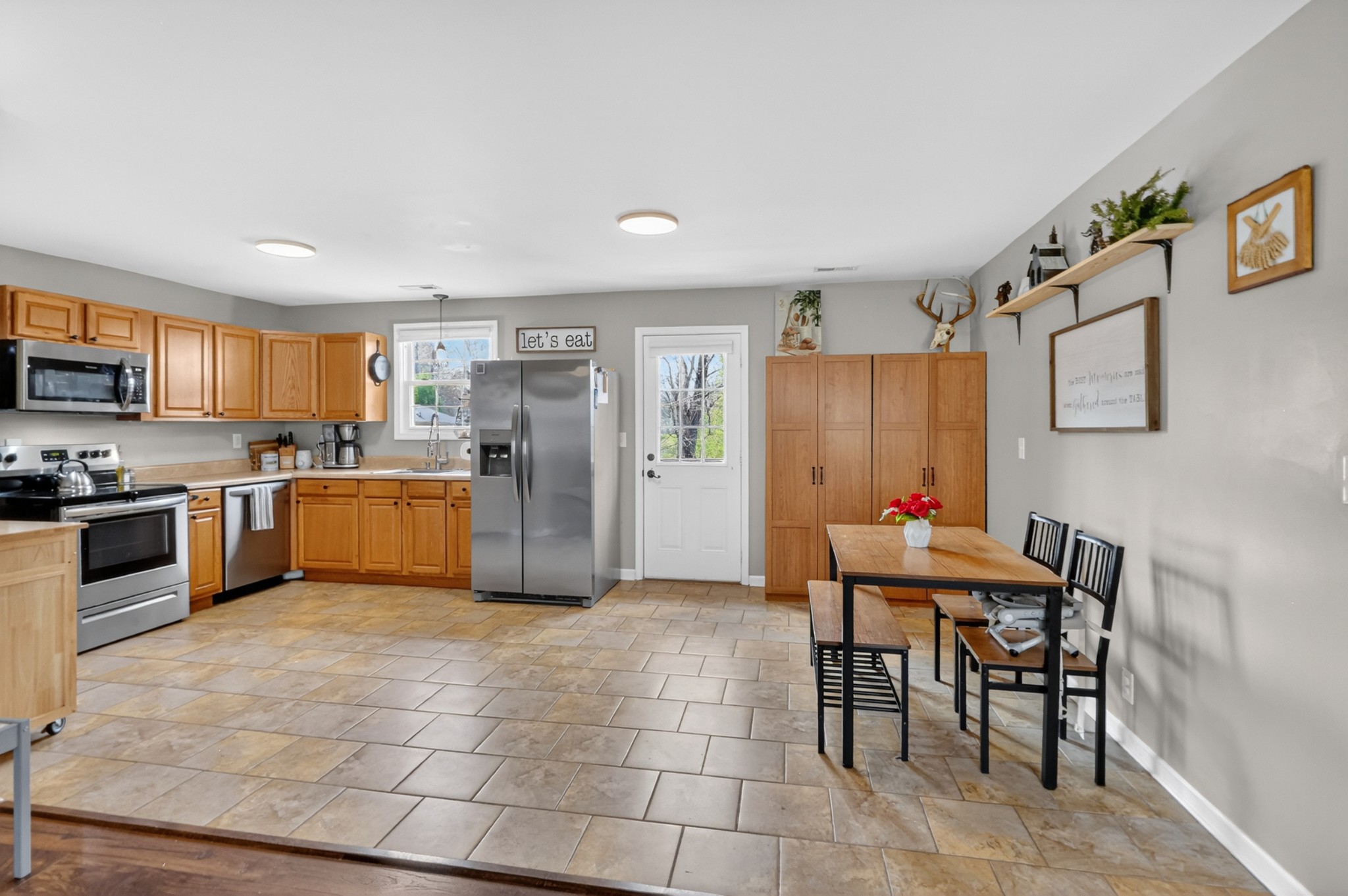 115 Spanish Court Dickson, TN 37055 - Photo 12 of 37