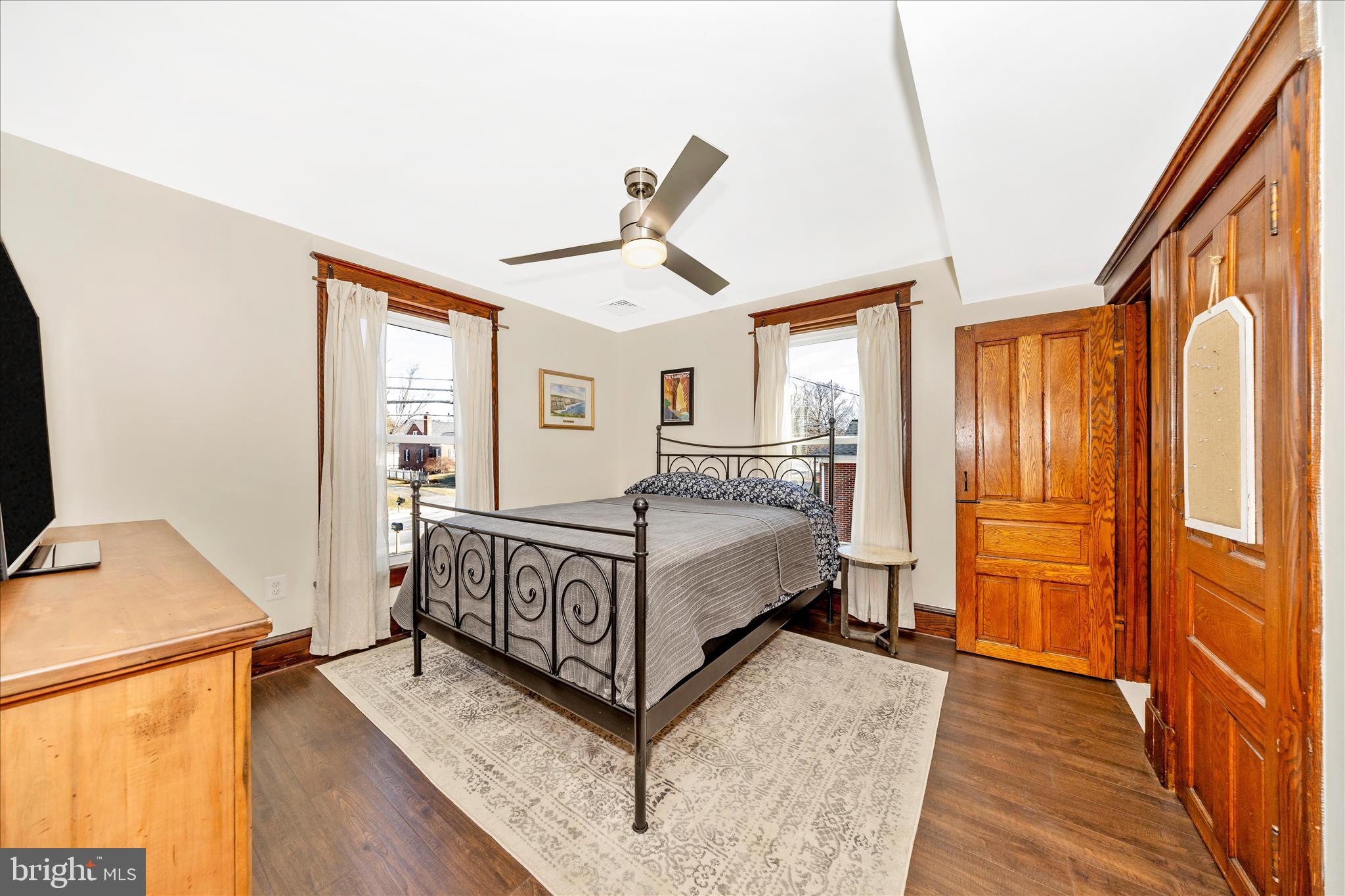 706 East Main Street Middletown, MD 21769 - Photo 23 of 63 Bedroom 2