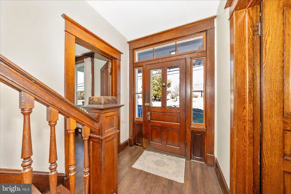 a view of an entryway