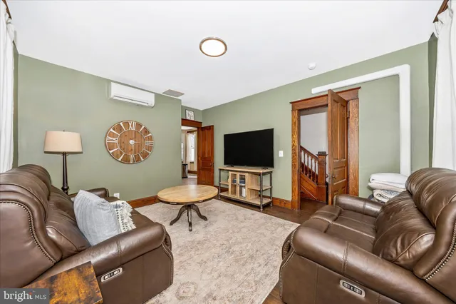 $699,999 | 706 East Main Street, Middletown, MD 21769