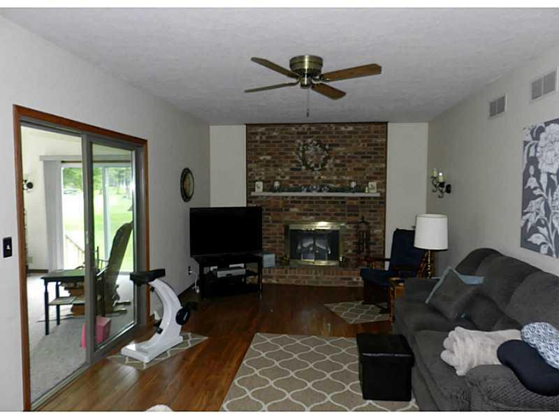 416 Aiken Road New Castle, PA 16101 - Photo 14 of 25 Den/Family/Great Room.