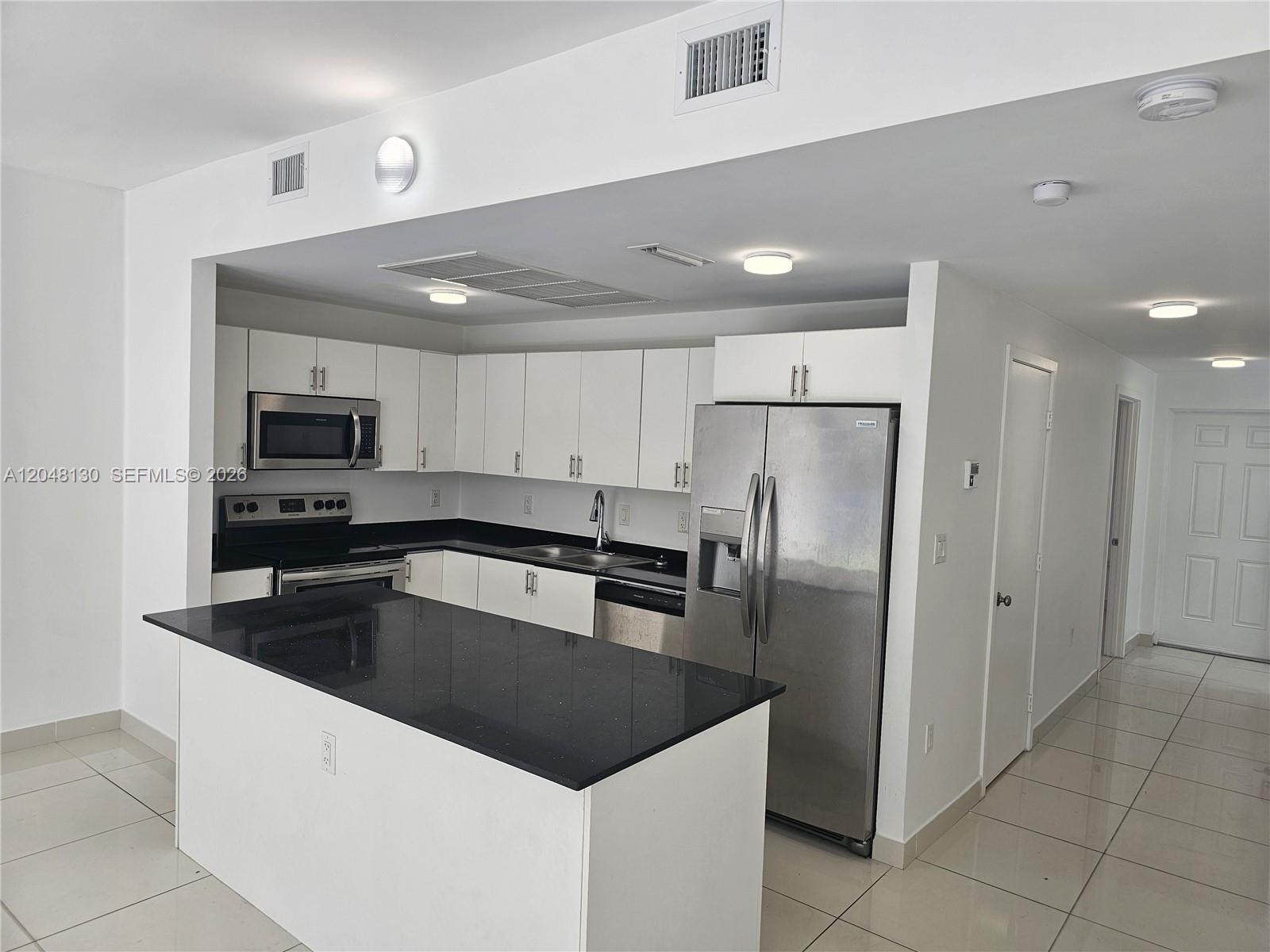 13660 Southwest 260th Street Homestead, FL 33032 - Photo 13 of 60