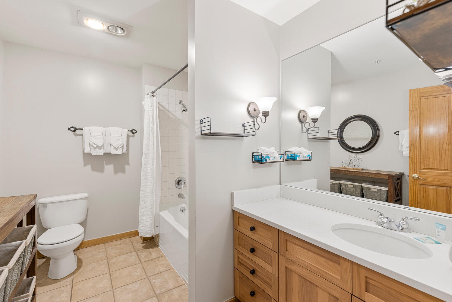 100 Dercum Square, Unit 8337 Keystone, CO 80435 - Photo 23 of 32 a spacious bathroom with a double vanity sink toilet and shower