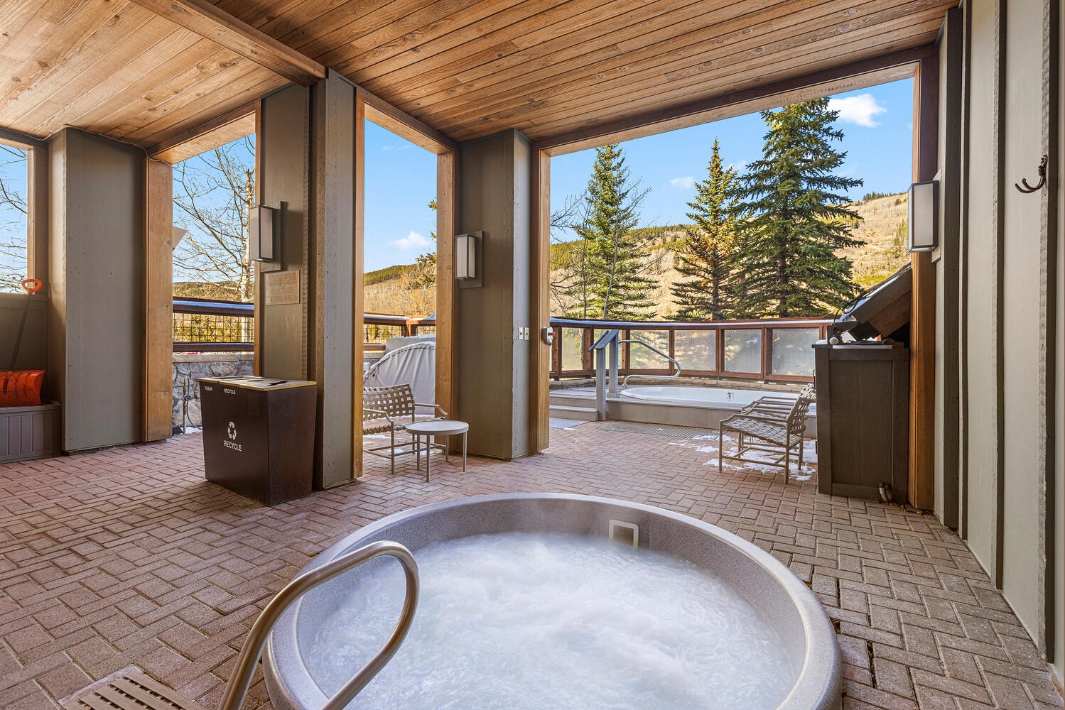 100 Dercum Square, Unit 8337 Keystone, CO 80435 - Photo 30 of 32 a view of a livingroom with furniture