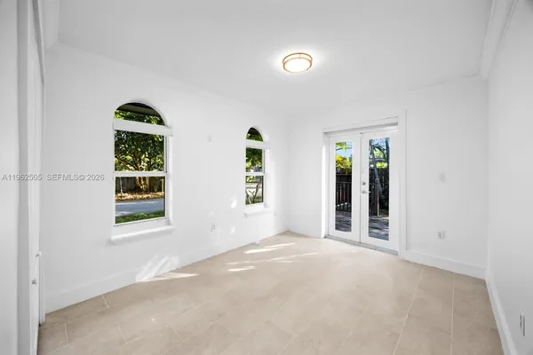 $5,400 | 4400 Southwest 9th Lane, Miami, FL 33134