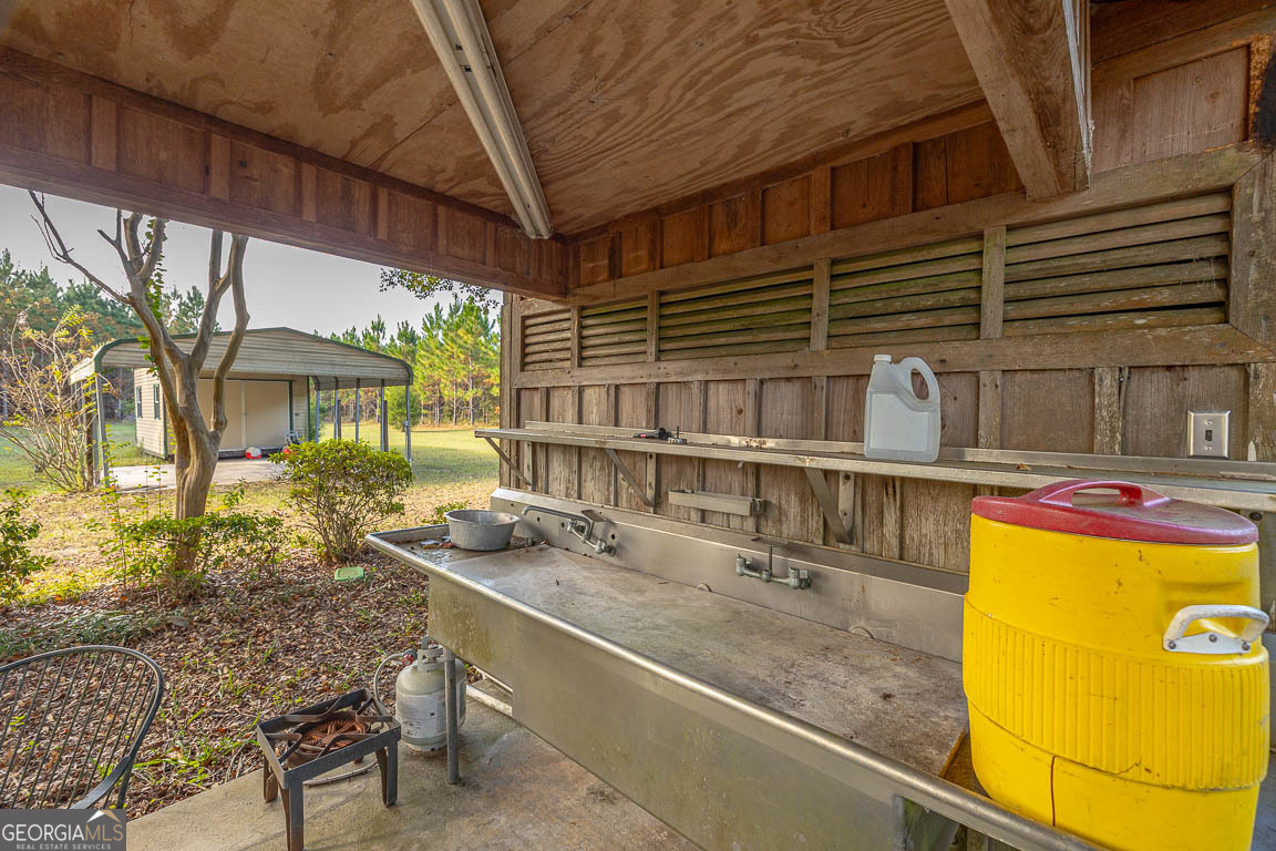 300 Elliott Road Waynesville, GA 31566 - Photo 19 of 89