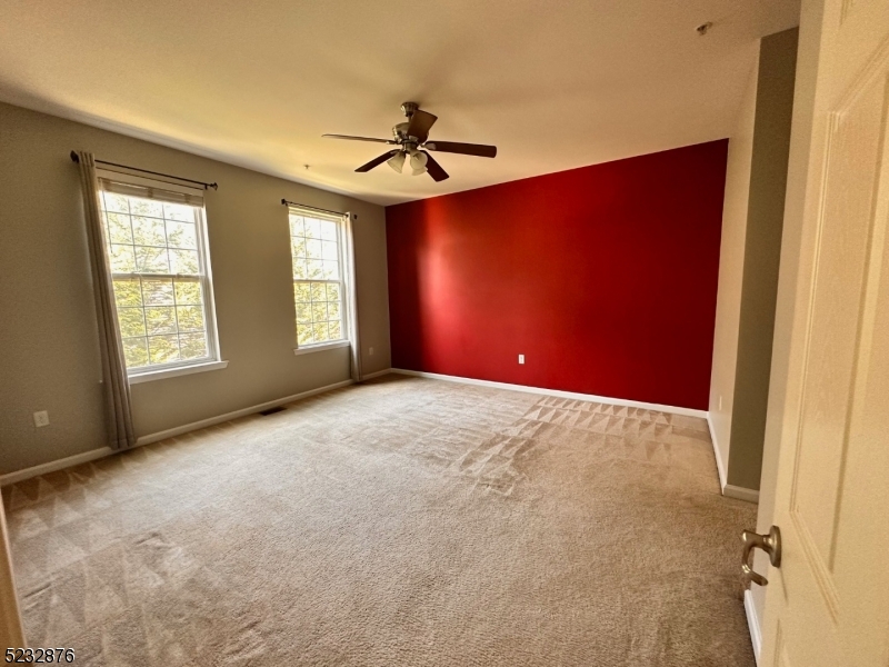 49 Station Square Union, NJ 07083 - Photo 12 of 18