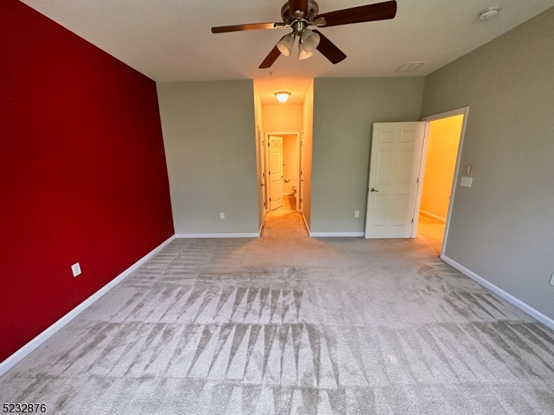 49 Station Square Union, NJ 07083 - Photo 14 of 18