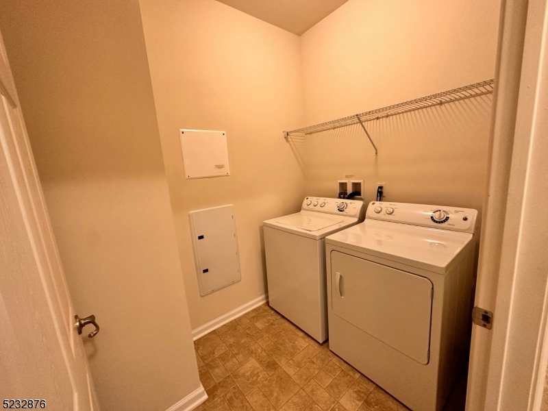 49 Station Square Union, NJ 07083 - Photo 10 of 18