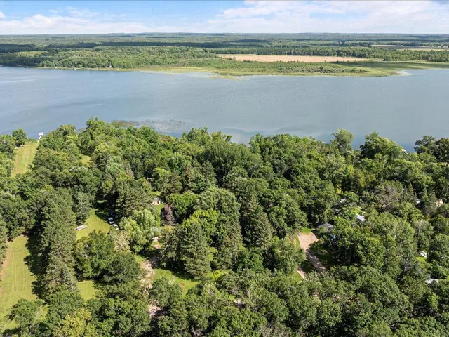 $299,900 | 13893 County Road 116, Merrifield, MN 56465