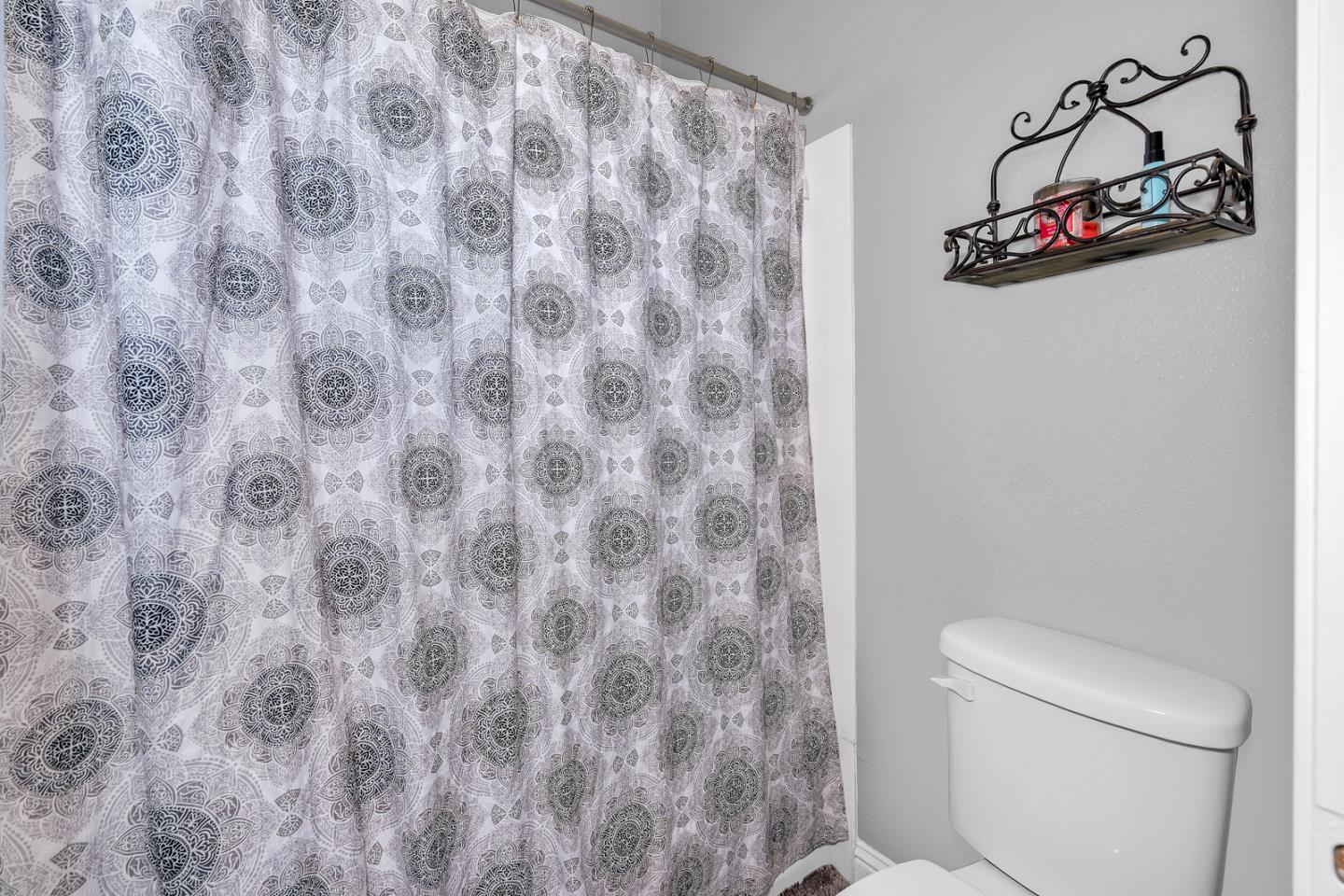 725 McKinley Street Los Banos, CA 93635 - Photo 28 of 47