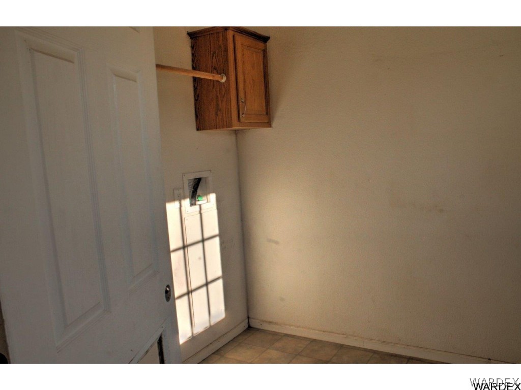 3969 Elfrida Road Golden Valley, AZ 86413 - Photo 20 of 29 a view of an entryway