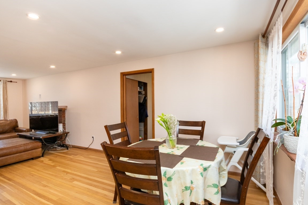 22 Livoli Road Framingham, MA 01701 - Photo 14 of 42