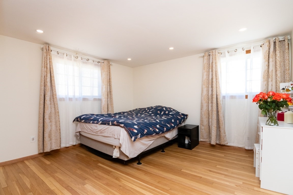 22 Livoli Road Framingham, MA 01701 - Photo 22 of 42