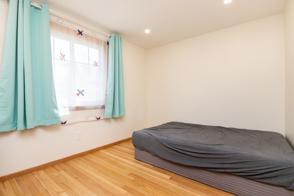 22 Livoli Road Framingham, MA 01701 - Photo 28 of 42