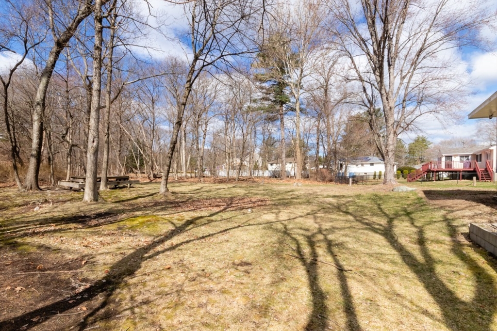 22 Livoli Road Framingham, MA 01701 - Photo 7 of 42