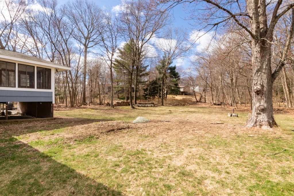 22 Livoli Road Framingham, MA 01701 - Photo 10 of 42