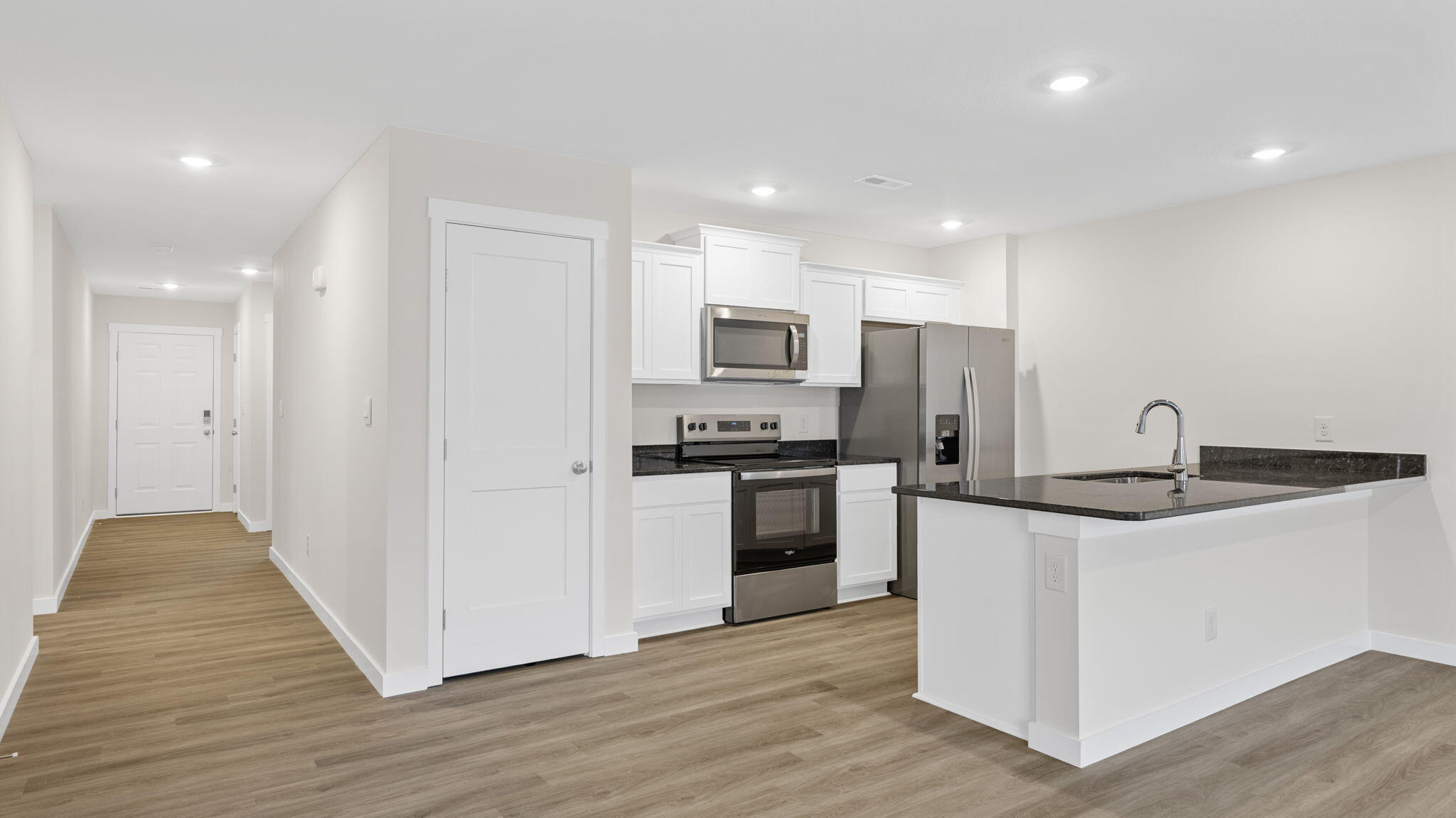 7552 Bendire Loop Hixson, TN 37343 - Photo 13 of 26 18-web-or-mls-DSC_1302-12