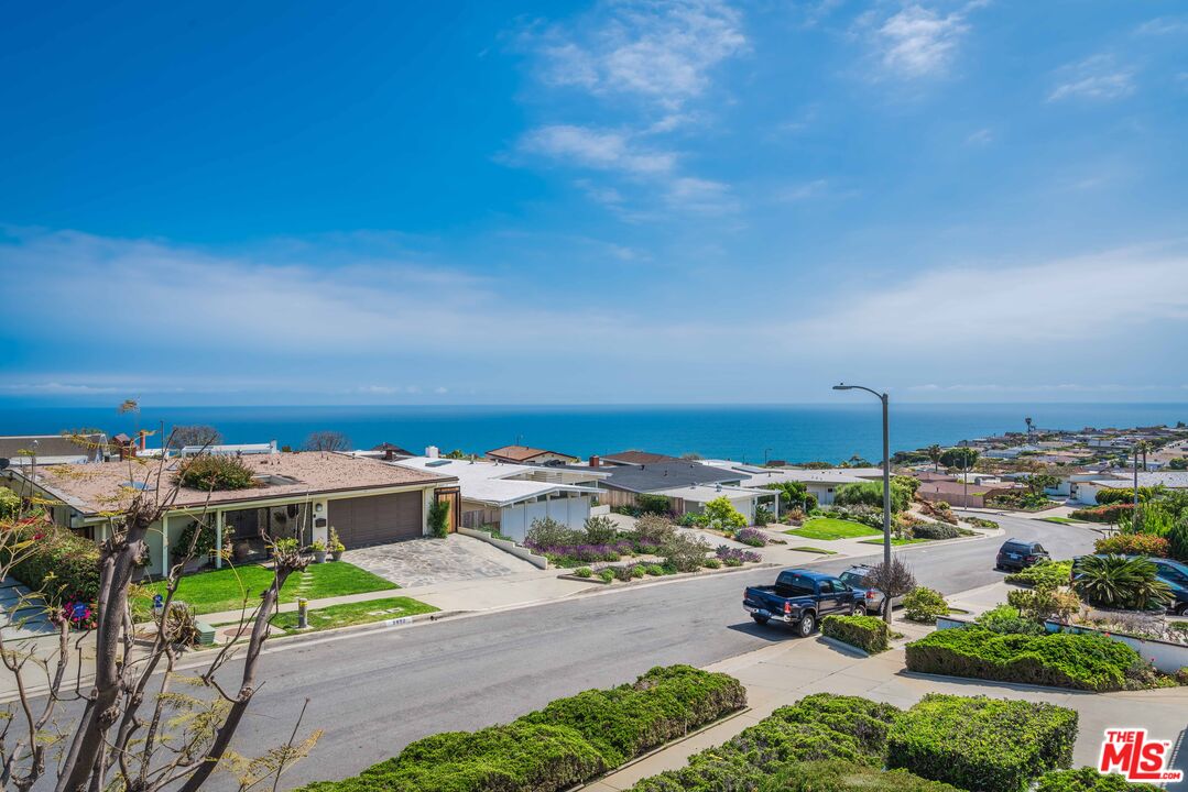 3643 Oceanhill Way Malibu, CA 90265 - Photo 2 of 28 a view of outdoor space with city view