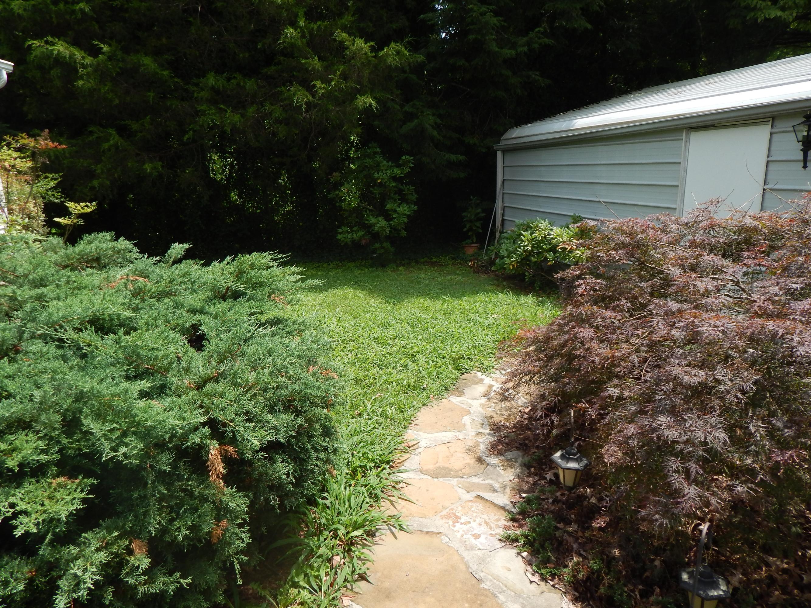 1512 Sulphur Springs Road Clinton, TN 37716 - Photo 11 of 12 2014-08-11 14