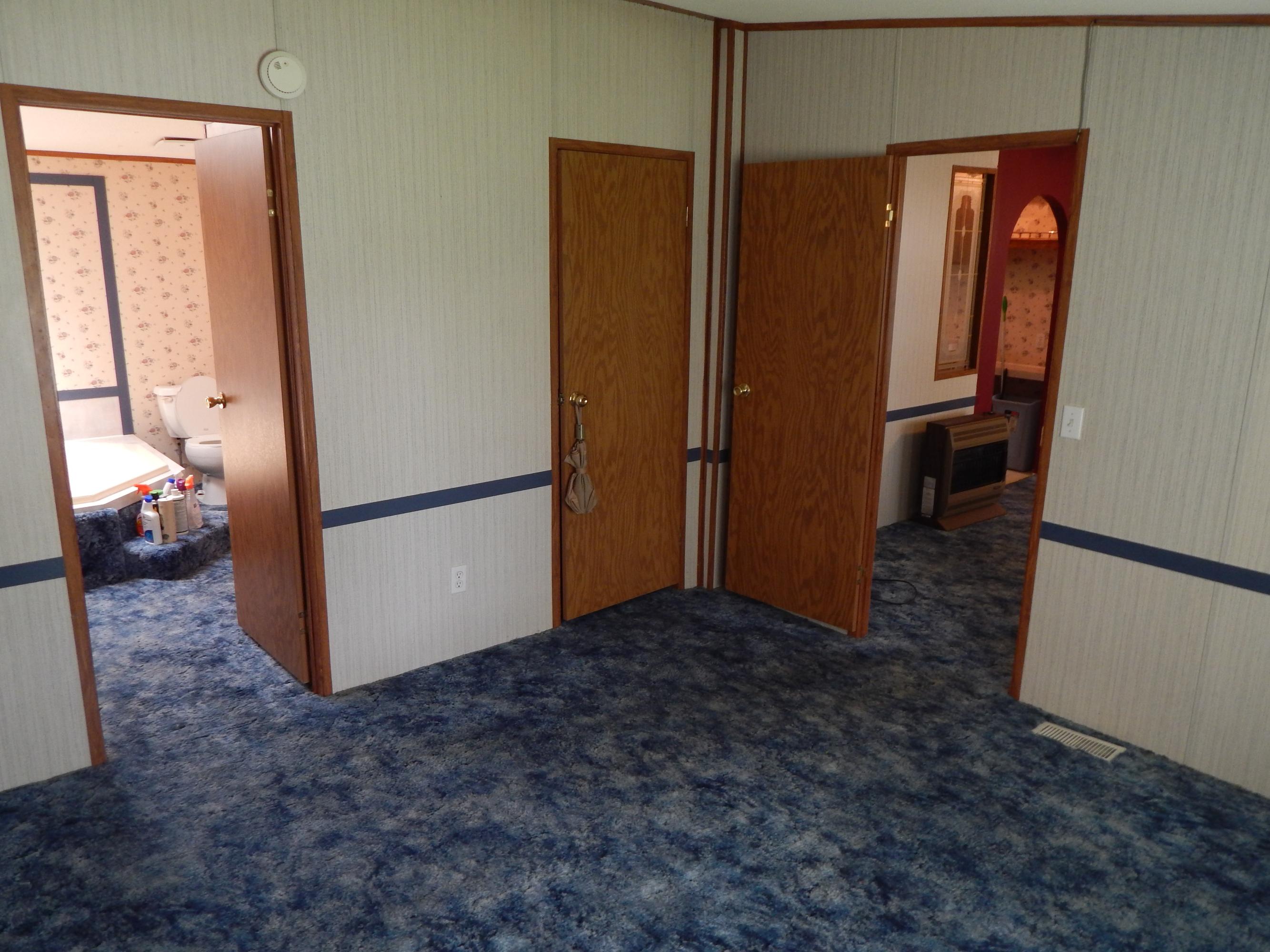 1512 Sulphur Springs Road Clinton, TN 37716 - Photo 5 of 12 2014-08-11 14