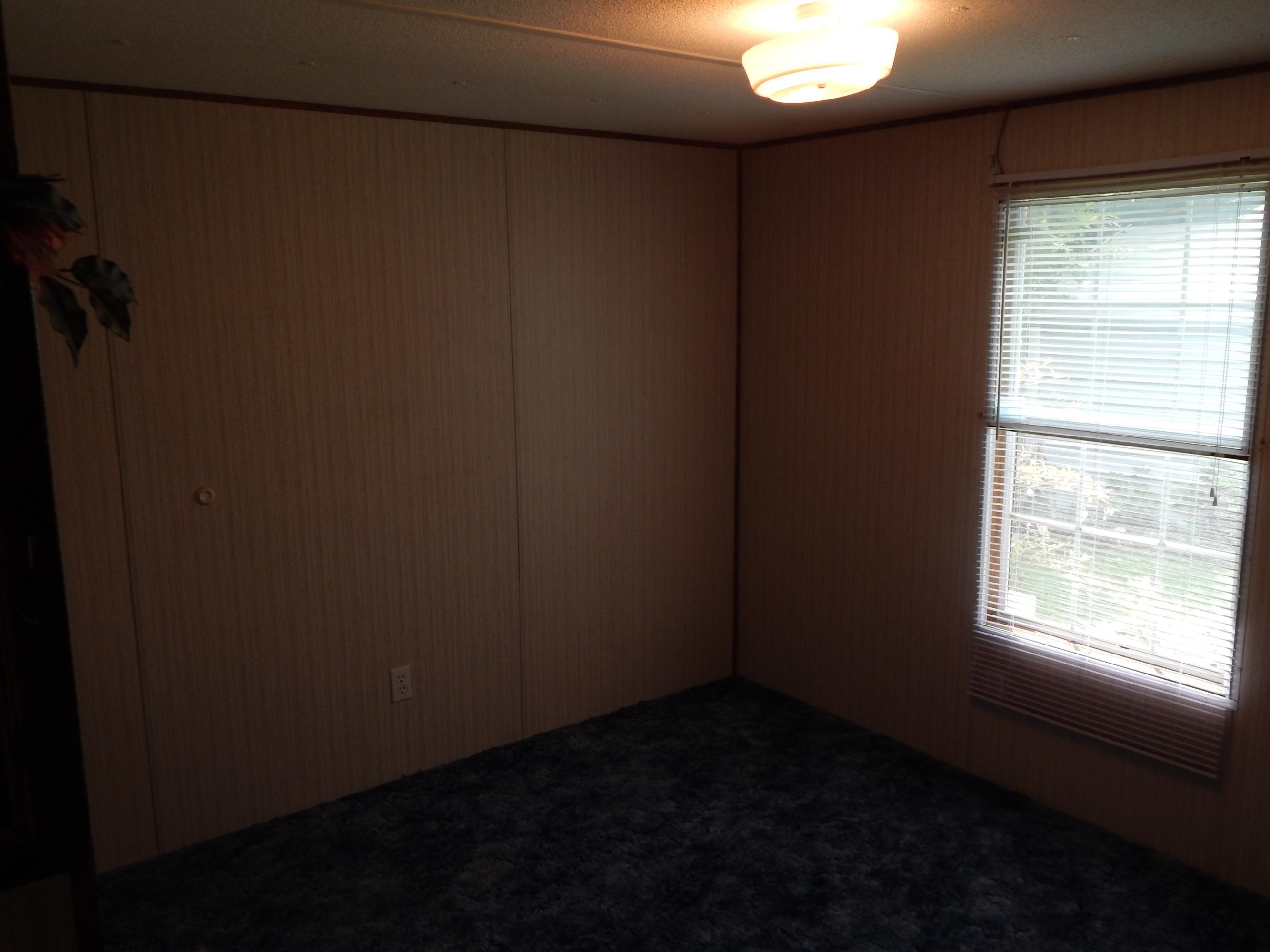 1512 Sulphur Springs Road Clinton, TN 37716 - Photo 9 of 12 2014-08-11 14