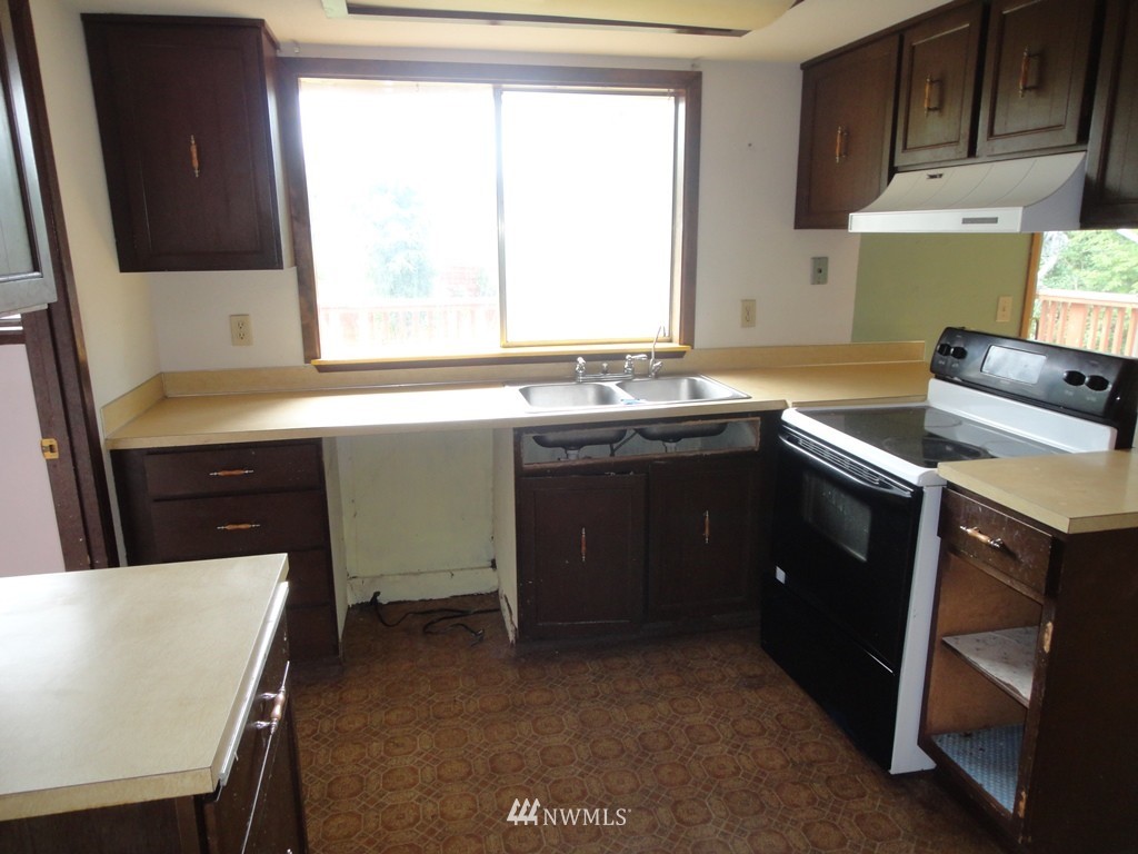 157 Walker Road Hoquiam, WA 98550 - Photo 8 of 19 Gallery Image 8