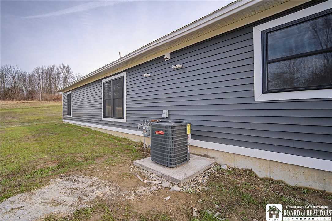 2949 West Oak Hill Road Ellicott, NY 14701 - Photo 5 of 20