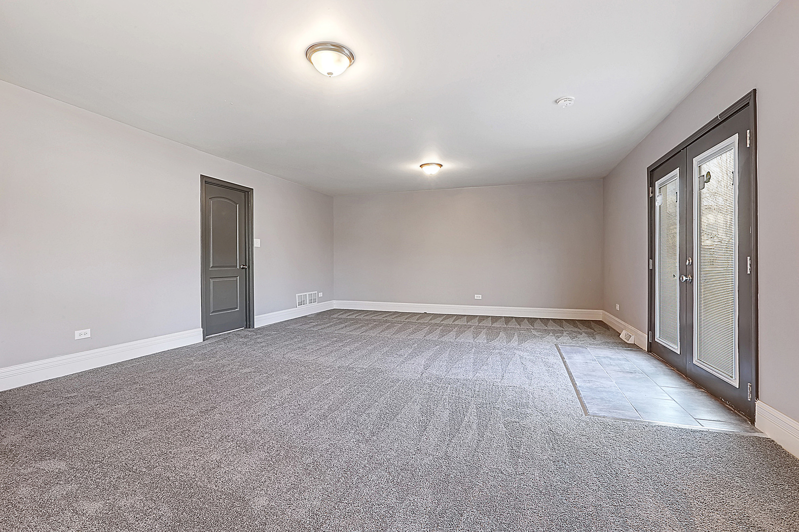 725 Old Farm Road Matteson, IL 60443 - Photo 2 of 10