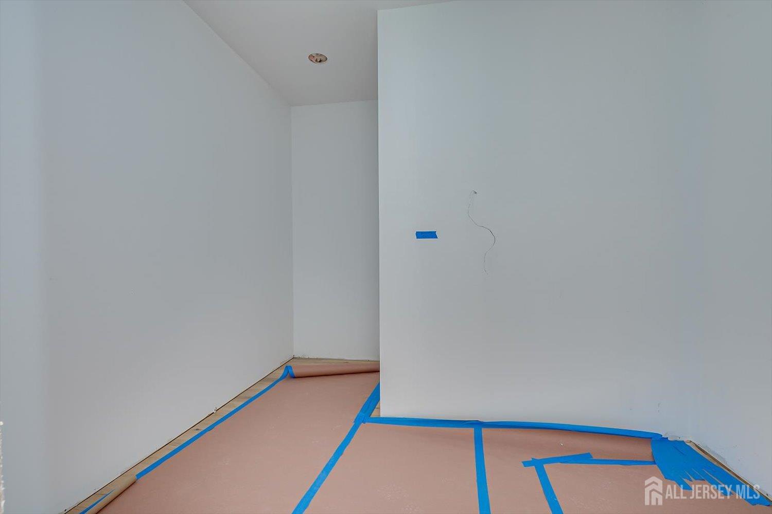 54 Nevsky Street Edison, NJ 08820 - Photo 38 of 53