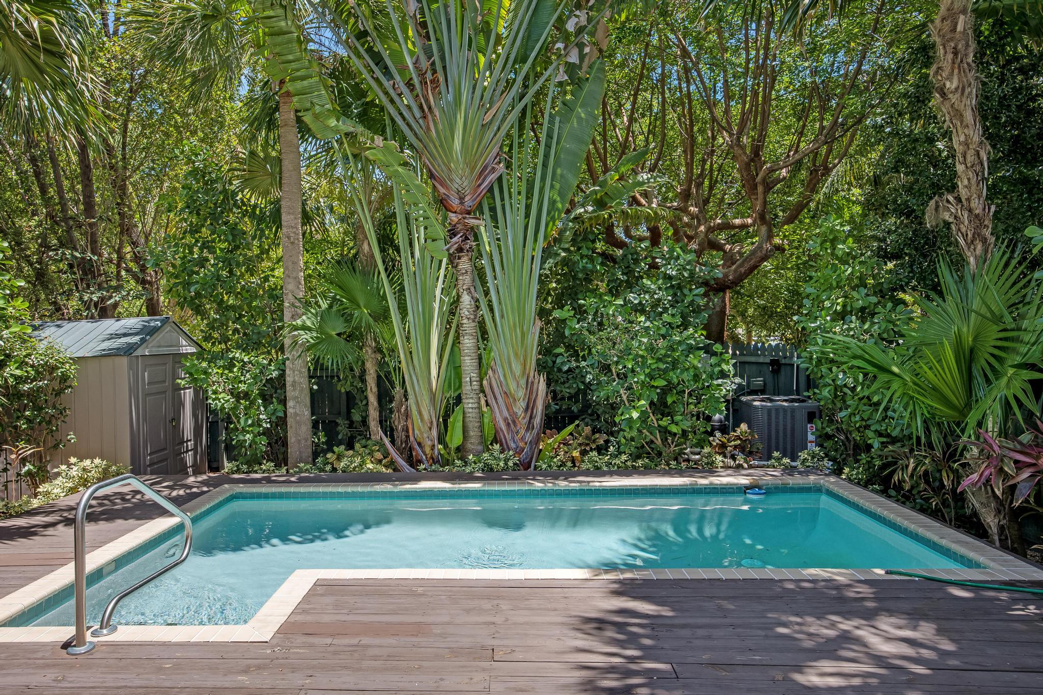 7204 Simran Lane Marathon, FL 33050 - Photo 40 of 47 a view of backyard