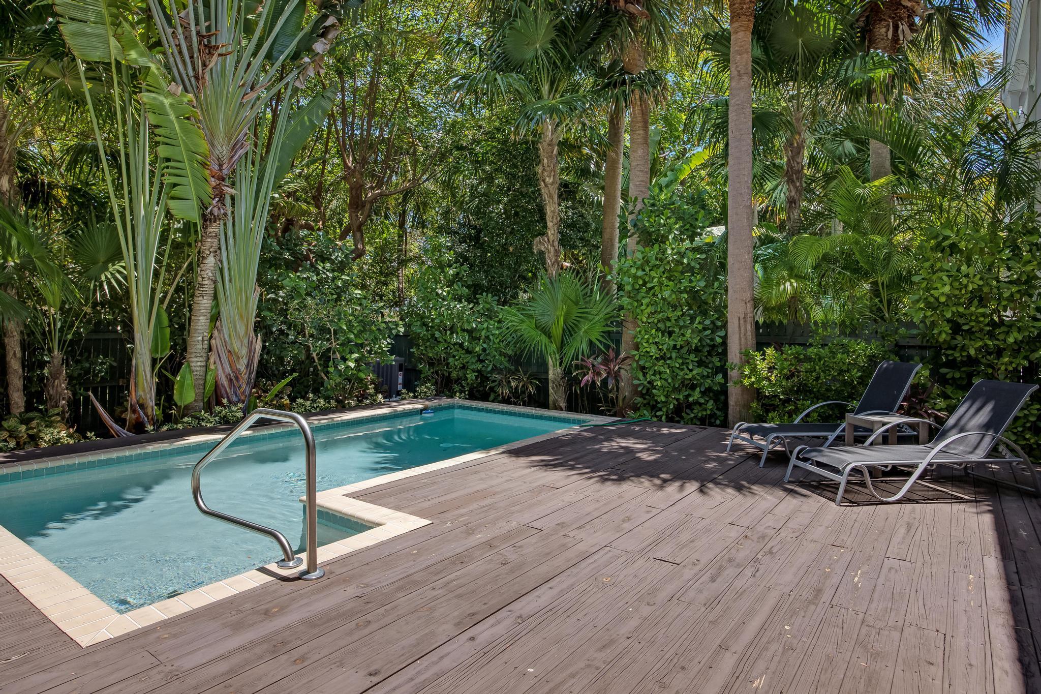 7204 Simran Lane Marathon, FL 33050 - Photo 41 of 47 a view of a backyard with sitting area