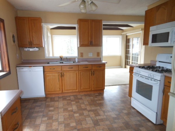 22 Brookside Road Rockland, MA 02370 - Photo 6 of 21