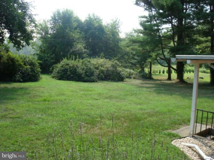 815 Old Joppa Road Joppa, MD 21085 - Photo 5 of 24 Back yard