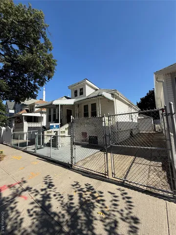 $750,000 | 104-25 126th Street | South Ozone Park