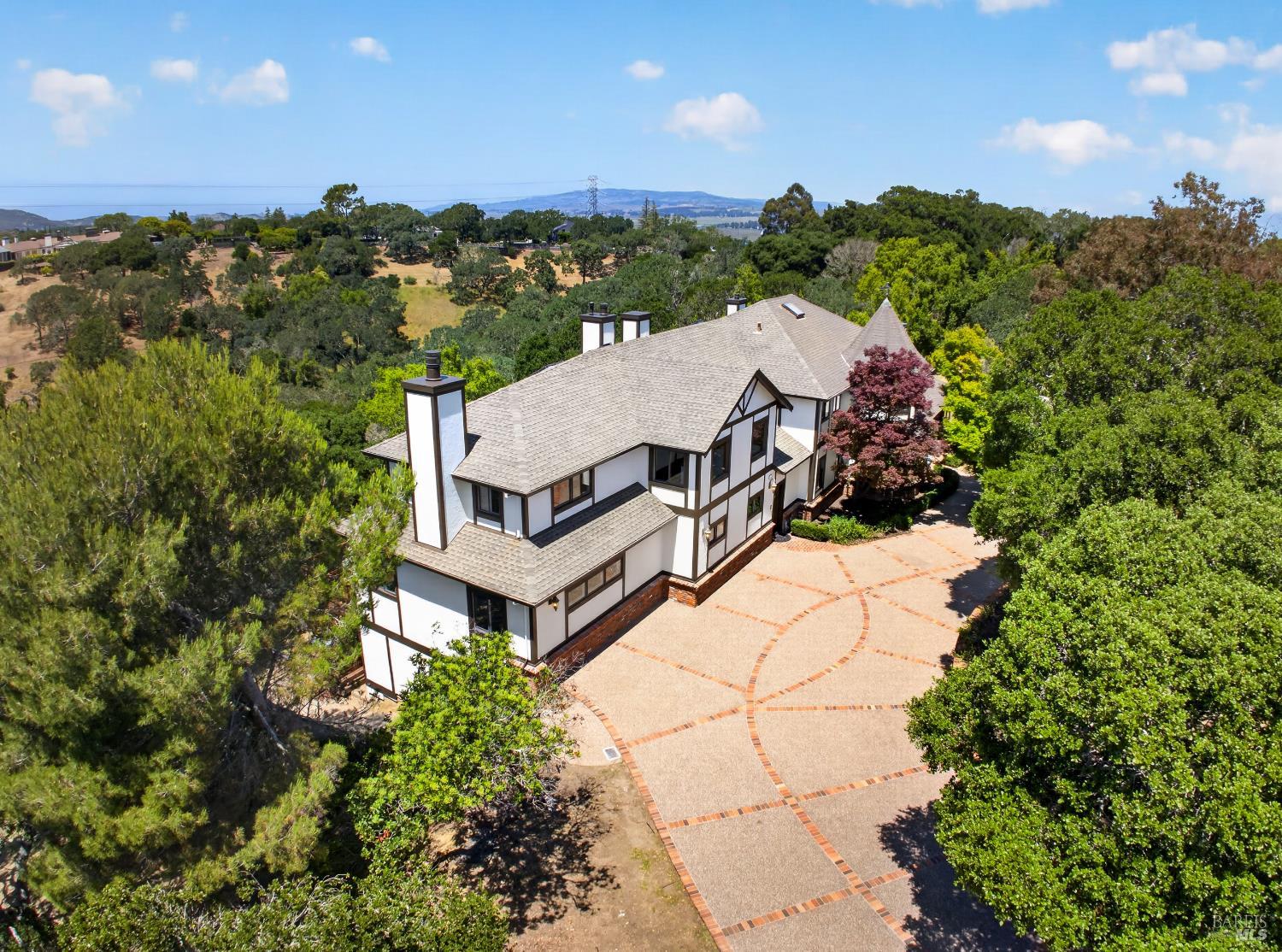 10 Lockton Lane Novato, CA 94945 - Photo 1 of 68 Custom-built in 1987 by local contractor Jeffrey Novack, 10 Lockton Lane offers privacy, scale, and an estate-like setting on 1.88 acres in Novato’s Green Point neighborhood.