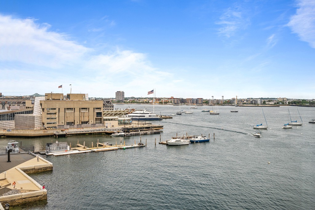 20 Rowes Wharf, Unit 607 Boston, MA 02110 - Photo 2 of 30
