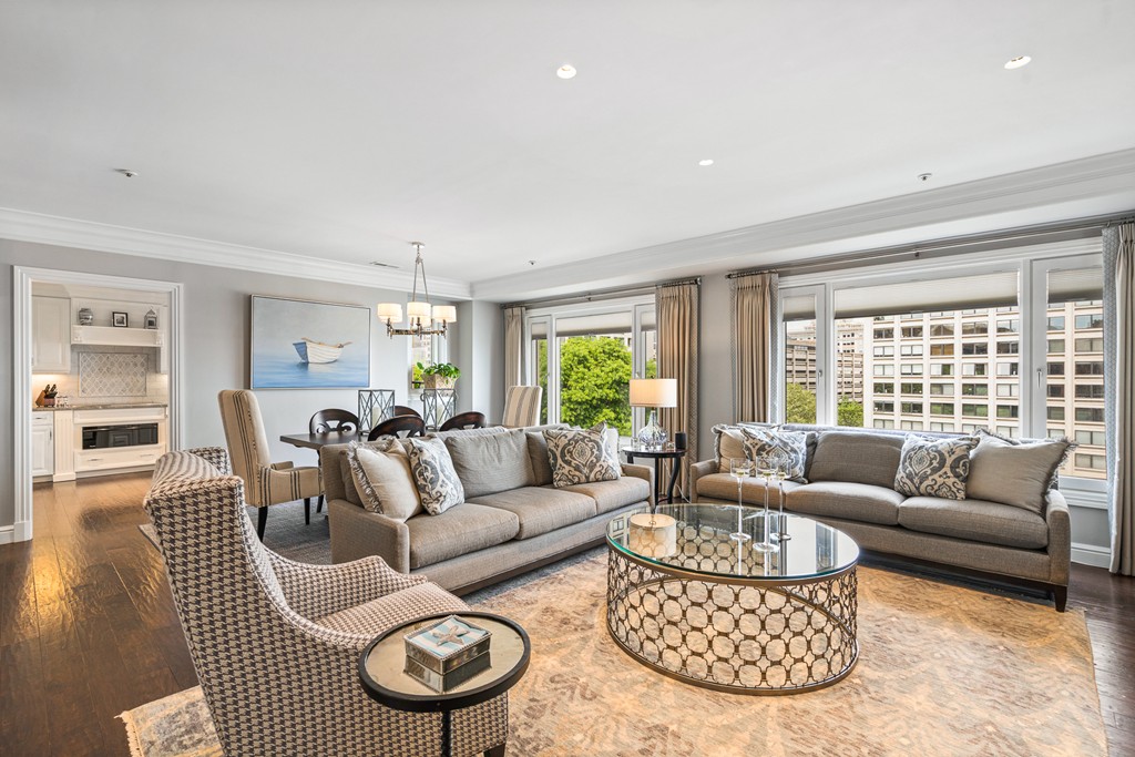 20 Rowes Wharf, Unit 607 Boston, MA 02110 - Photo 4 of 30