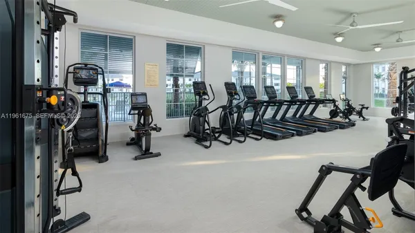 $2,490 | 4310 Chukka Ln Lake, Unit B1, Lake Worth, FL 33467