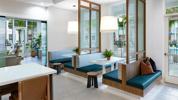 $2,490 | 4310 Chukka Ln Lake, Unit B1, Lake Worth, FL 33467