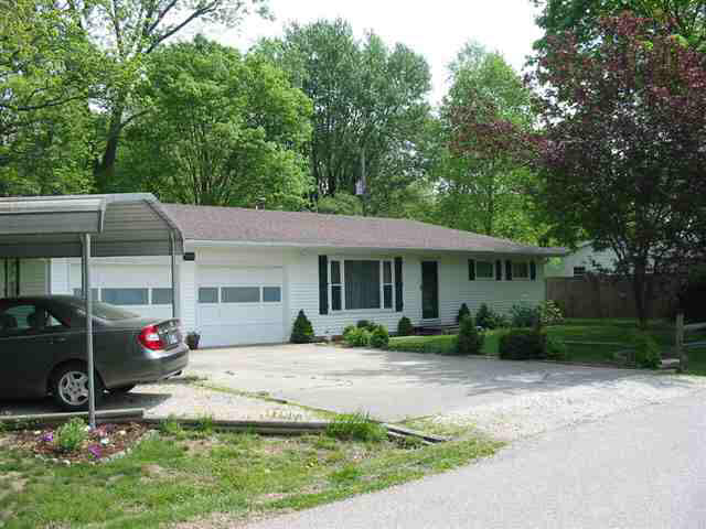109 Roland Street Vincennes, IN 47591 - Photo 1 of 10 Gallery Image 1
