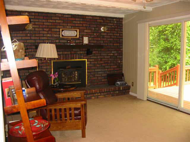 109 Roland Street Vincennes, IN 47591 - Photo 2 of 10 Gallery Image 2