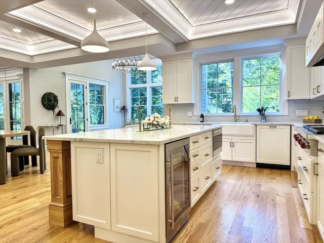 $4,695,000 | 18 Sprague Road, Wellesley, MA 02481
