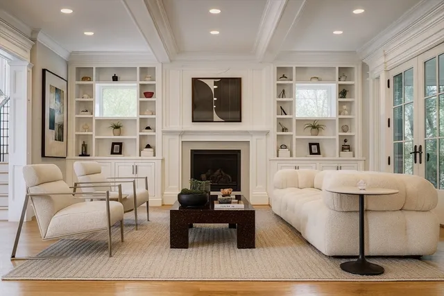 $4,695,000 | 18 Sprague Road, Wellesley, MA 02481