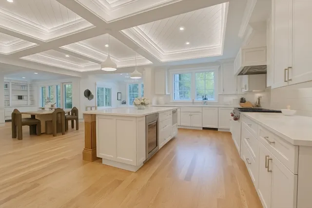 $4,695,000 | 18 Sprague Road, Wellesley, MA 02481